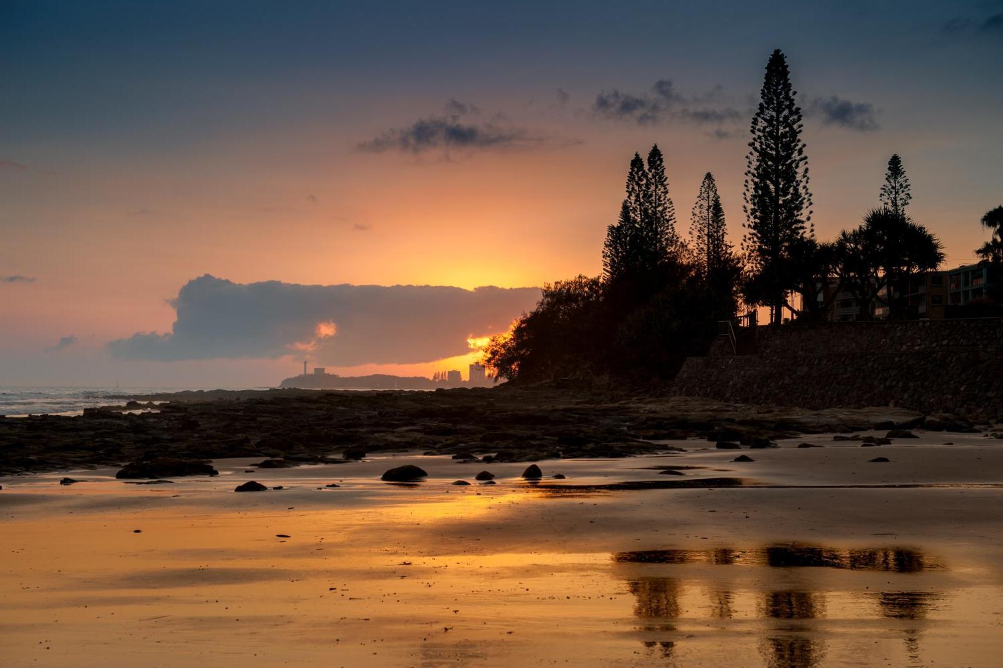 Meridian Alex Beach Apartments Alexandra Headland Buitenkant foto