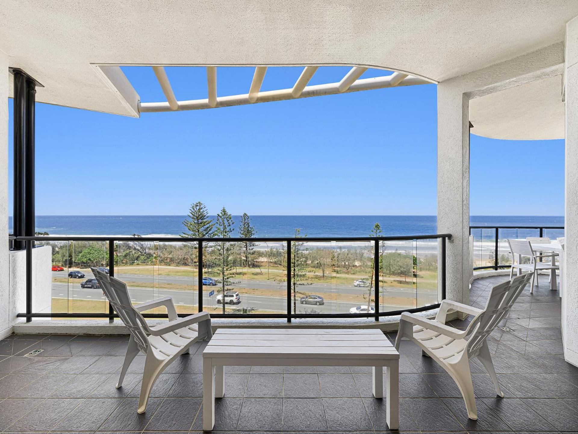 Meridian Alex Beach Apartments Alexandra Headland Buitenkant foto