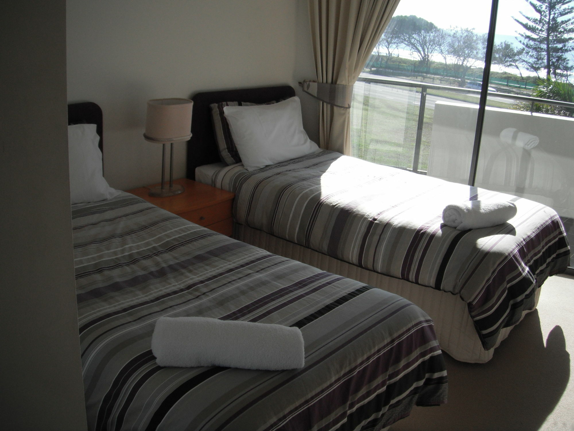 Meridian Alex Beach Apartments Alexandra Headland Buitenkant foto
